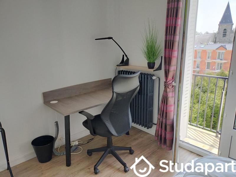 Chambre - 12 m² - 1 pièce