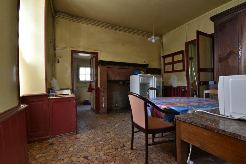 Maison - 168 m² - 8 pièces