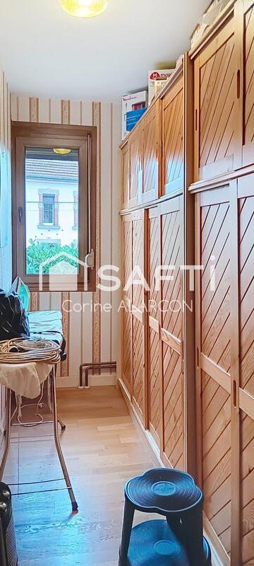 Maison - 94 m² - 5 pièces