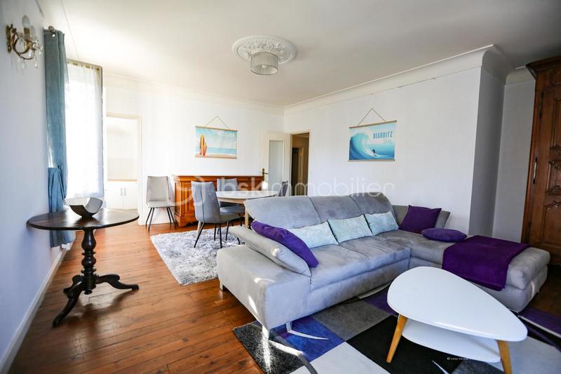 Maison - 181 m² - 6 pièces