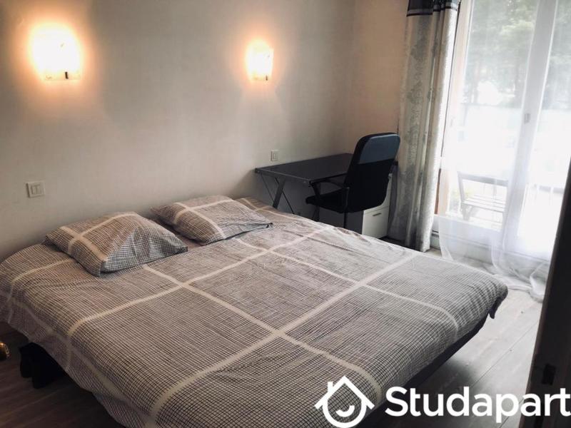 Chambre - 12 m² - 1 pièce