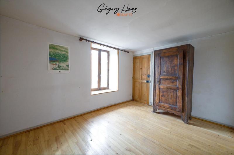 Maison - 137 m² - 6 pièces