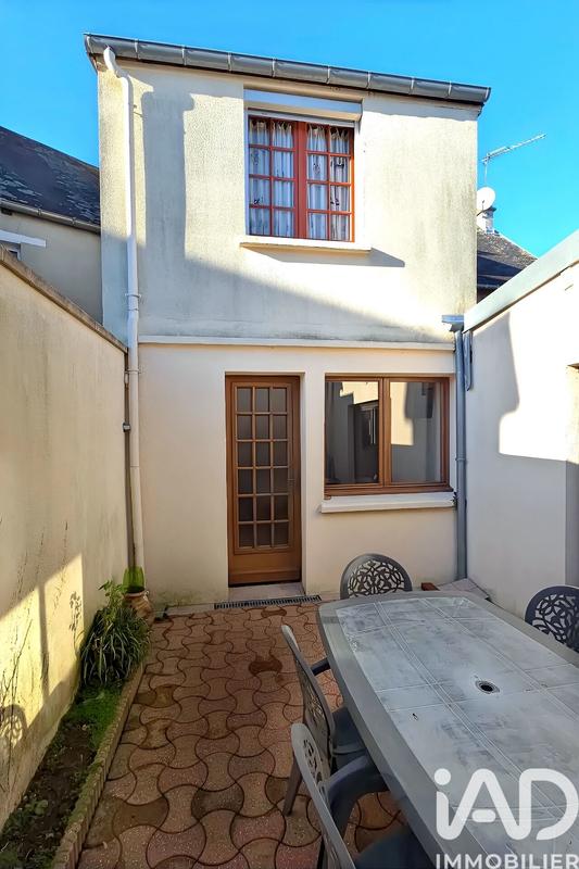 Maison - 155 m² - 8 pièces