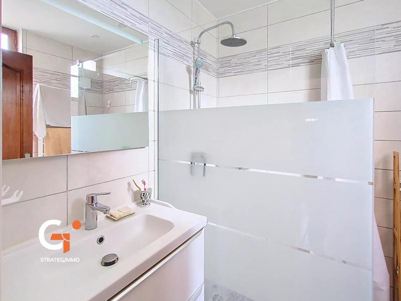 Maison - 84 m² - 4 pièces