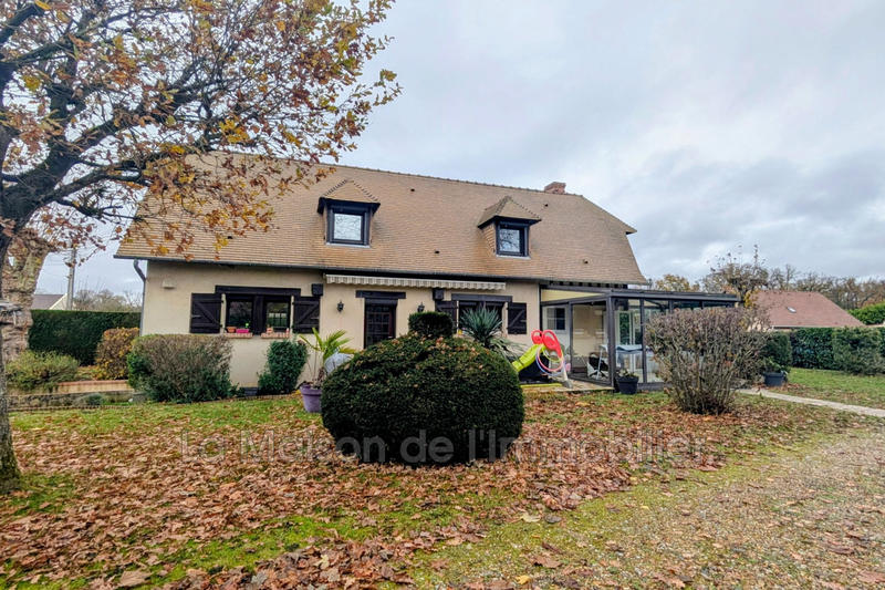 Maison - 122 m² - 5 pièces