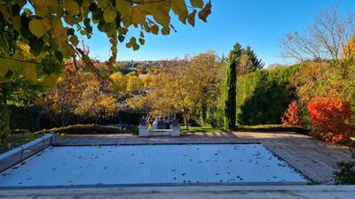 Propriété - 275 m² - 8 pièces