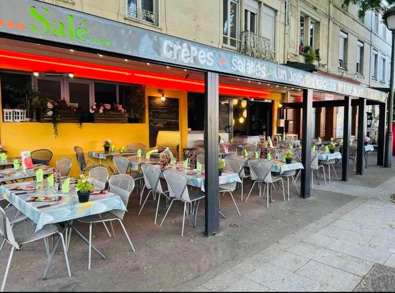 Fonds de commerce - Hôtellerie / Restauration - 76 m²