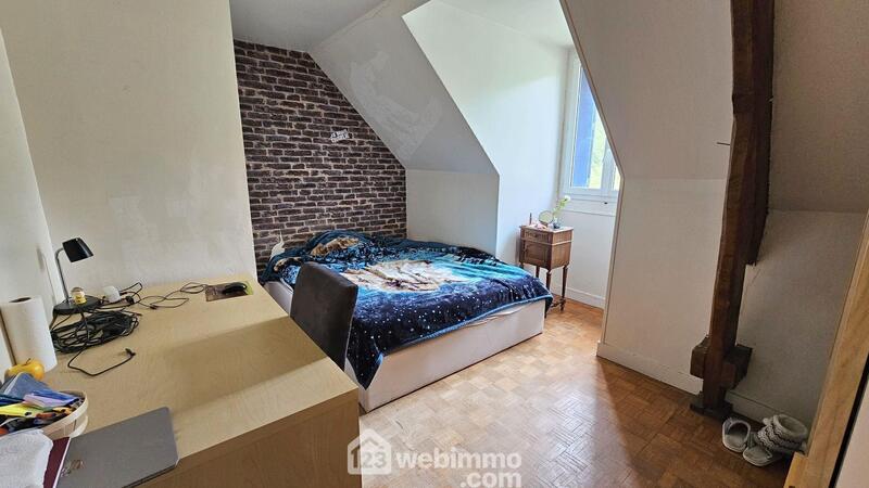 Maison - 137 m² - 6 pièces