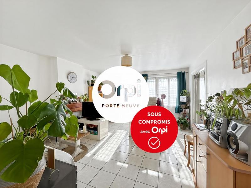 Immeuble - 300 m² - 12 pièces