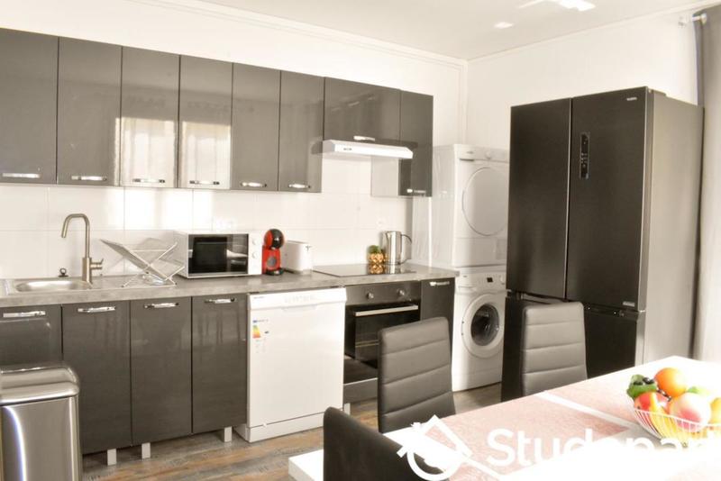 Chambre - 12 m² - 1 pièce