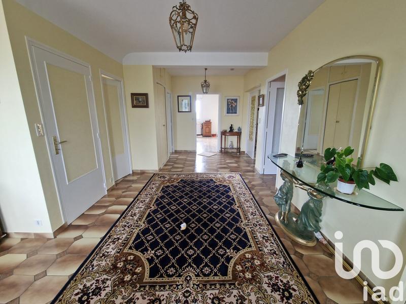 Maison de maîtres - 303 m² - 8 pièces