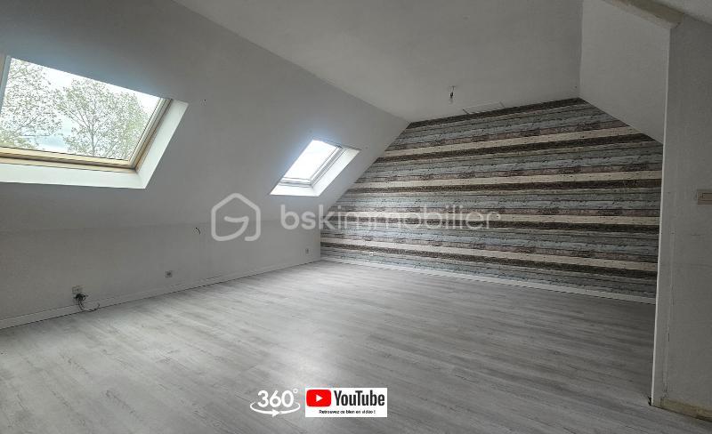 Maison traditionnelle - 171 m² - 7 pièces