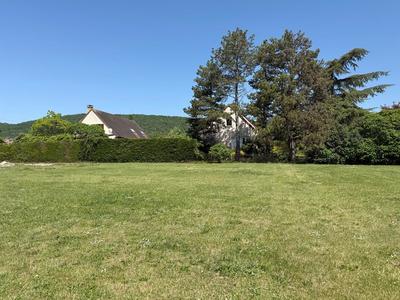 Terrain constructible - 1 000 m²
