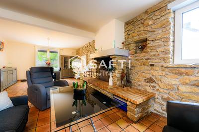 Maison - 180 m² - 7 pièces