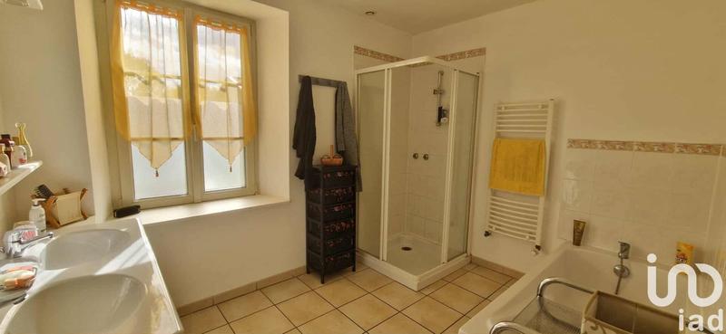 Maison - 366 m² - 7 pièces