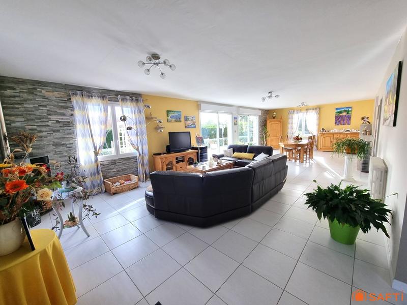 Maison - 218 m² - 9 pièces