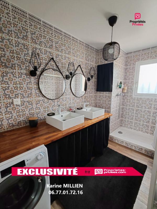 Maison - 158 m² - 8 pièces