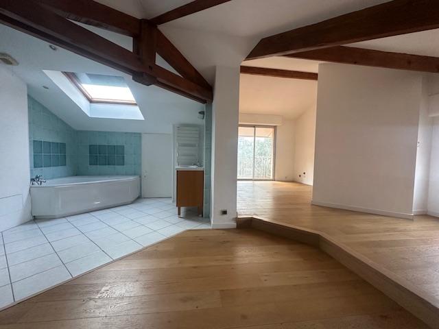 Maison ancienne - 160 m² - 5 pièces