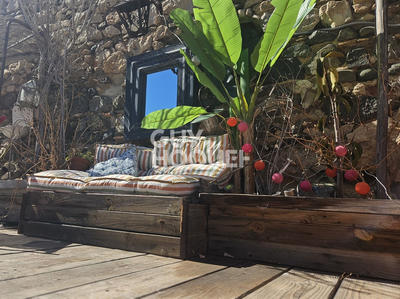 Loft - 231 m² - 5 pièces