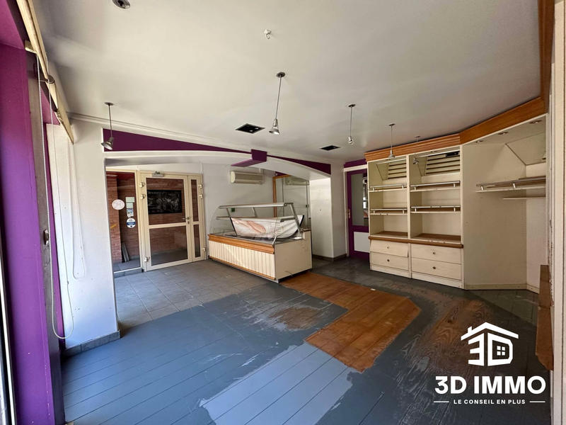 Local commercial - 124 m² - 4 pièces