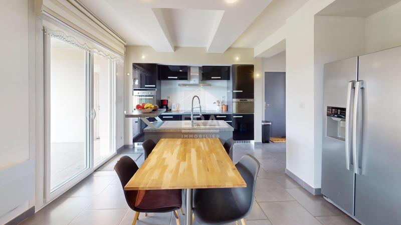 Maison - 150 m² - 6 pièces