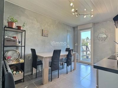 Maison - 85 m² - 5 pièces