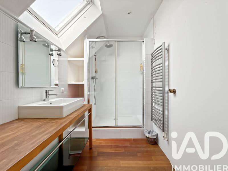 Maison - 182 m² - 7 pièces