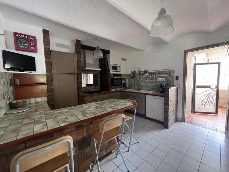 Maison provençale - 140 m² - 5 pièces