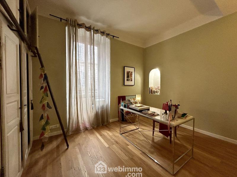 Appartement - 138 m² - 5 pièces