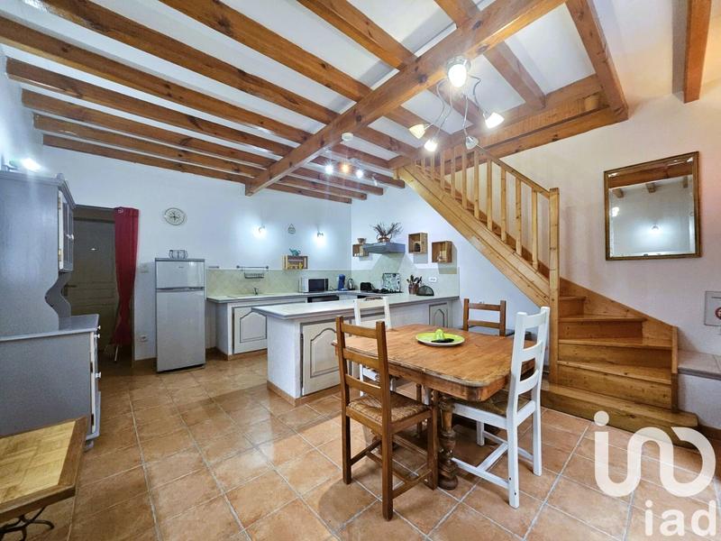 Maison - 263 m² - 9 pièces