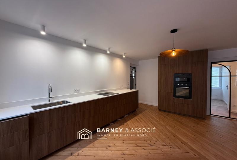 Appartement - 96 m² - 5 pièces