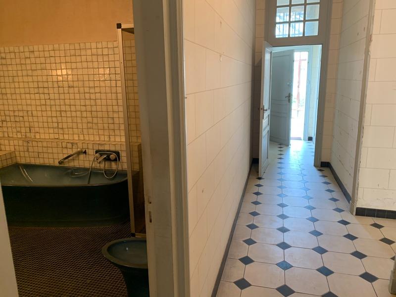 Maison bourgeoise - 650 m² - 20 pièces