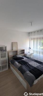 Chambre - 12 m² - 1 pièce