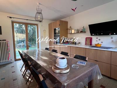 Maison - 106 m² - 5 pièces