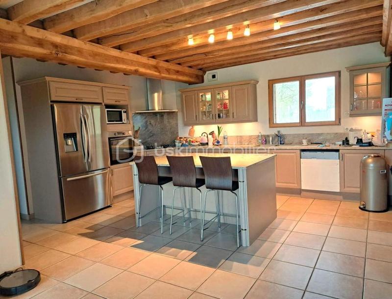 Maison - 275 m² - 7 pièces