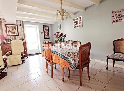 Maison - 150 m² - 7 pièces