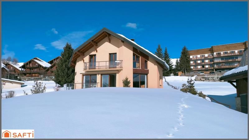 Maison - 161 m² - 6 pièces