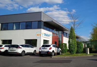 Local d'activités - 122 m²