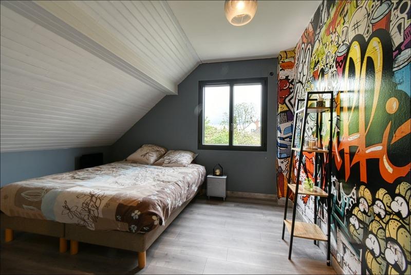 Maison - 219 m² - 8 pièces