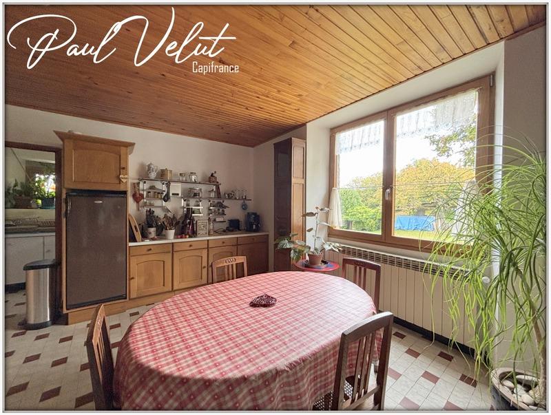 Maison - 200 m² - 7 pièces