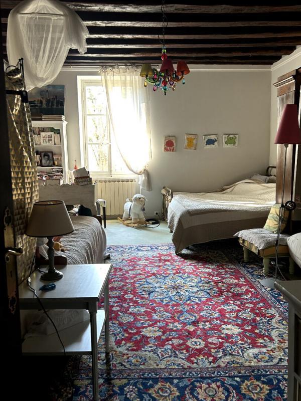 Maison - 233 m² - 6 pièces