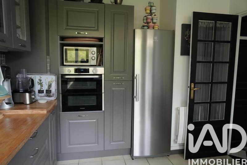 Maison - 195 m² - 8 pièces