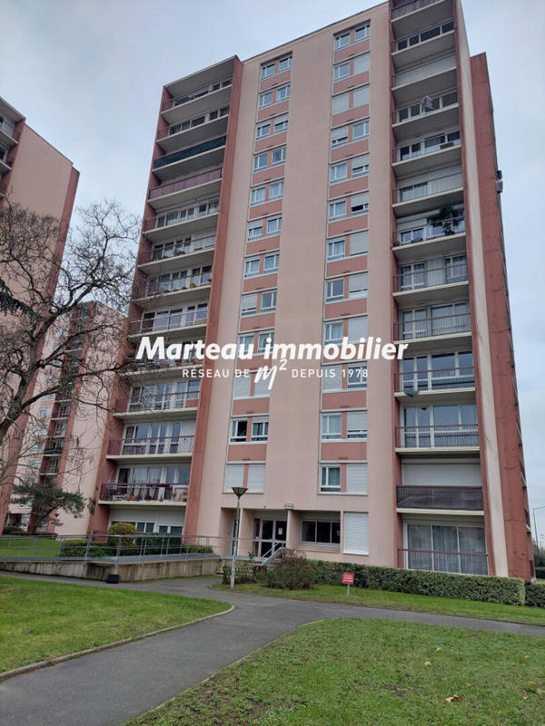 Appartement - 84 m² - 4 pièces