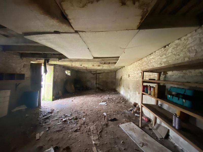 Maison - 220 m² - 6 pièces