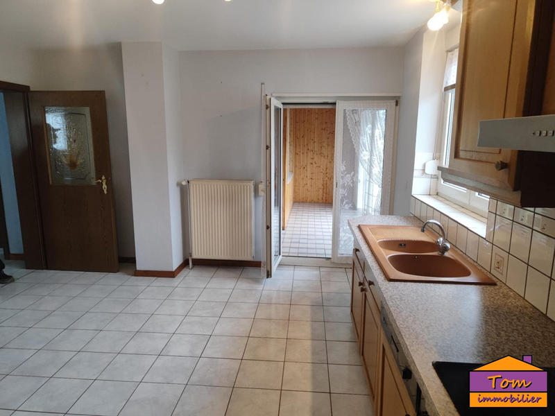 Maison - 240 m² - 10 pièces