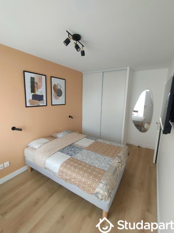 Chambre - 10 m² - 1 pièce