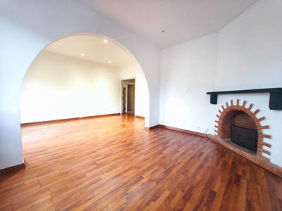 Appartement - 93 m² - 4 pièces