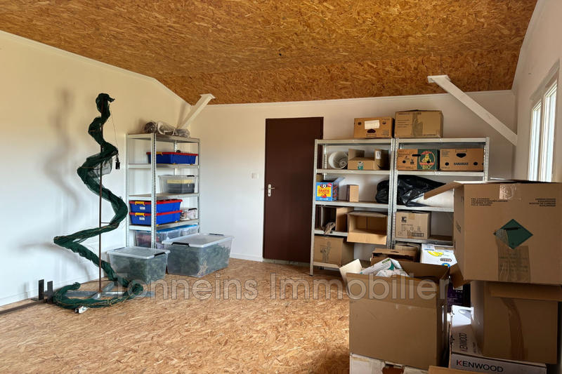 Maison - 375 m² - 8 pièces