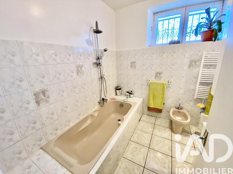 Maison - 125 m² - 7 pièces