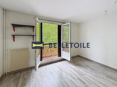 Studio - 18 m² - 1 pièce